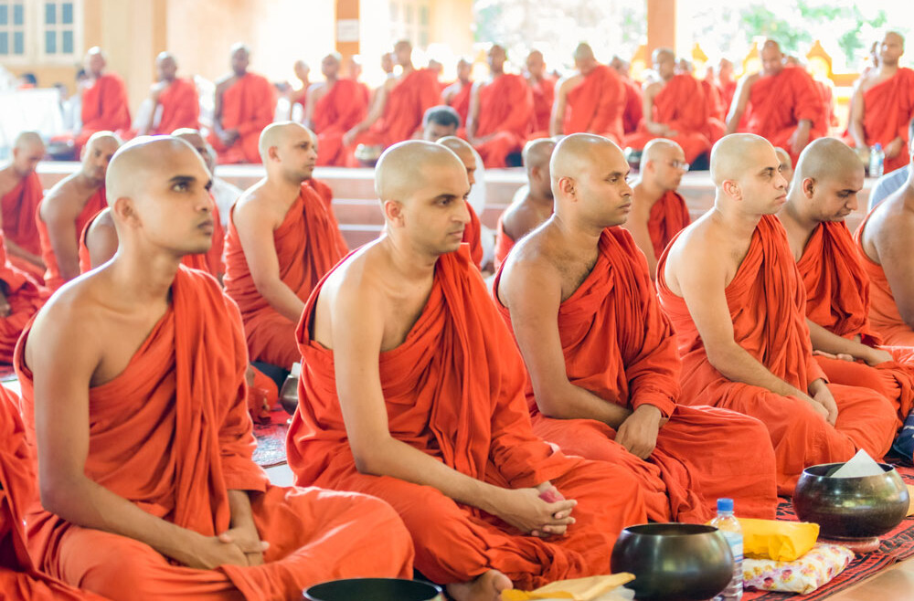 Saṅghopasthāna Pūjā (Offering in Support of the Sangha)